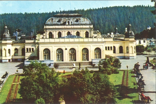 2116-1 - Vatra Dornei. Pavilionul central al bailor